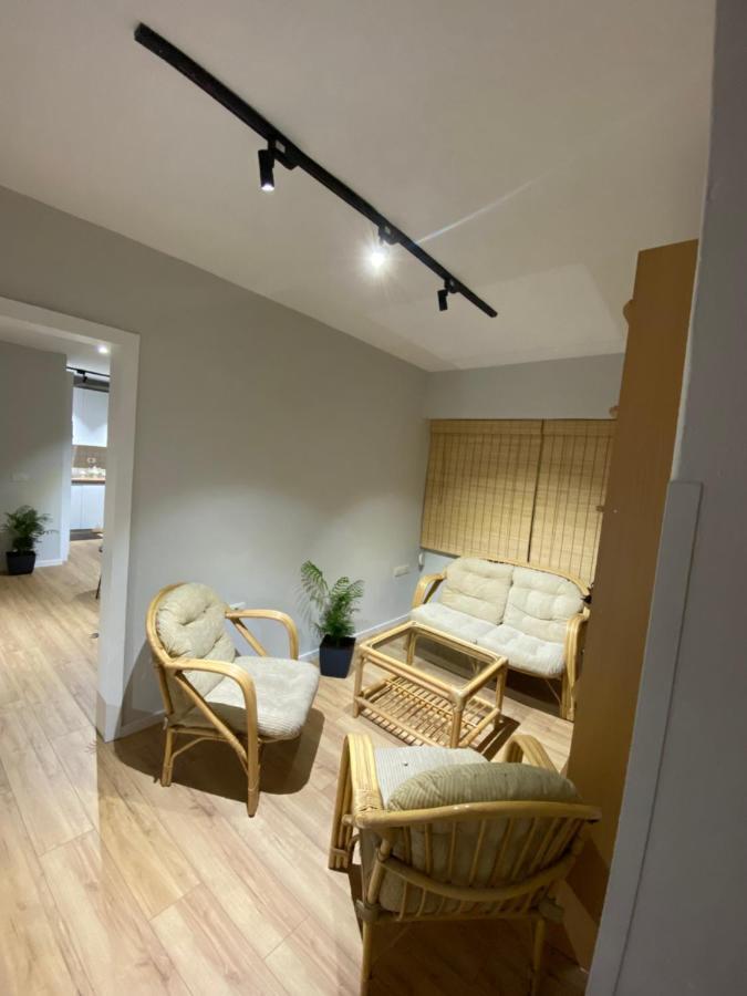 Lucas Downtown Apartment Tiranë Ngoại thất bức ảnh