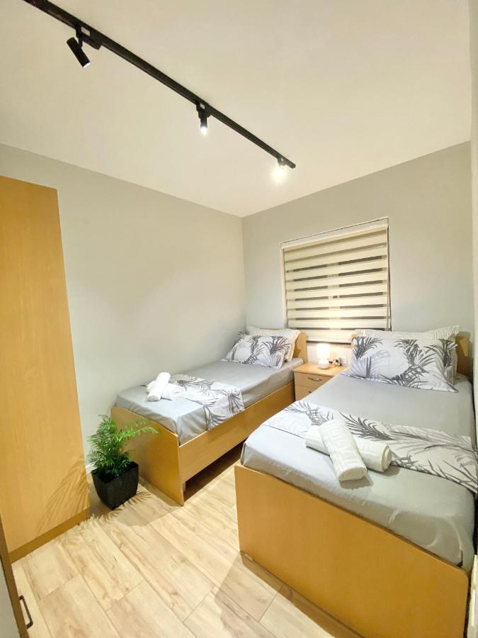 Lucas Downtown Apartment Tiranë Ngoại thất bức ảnh